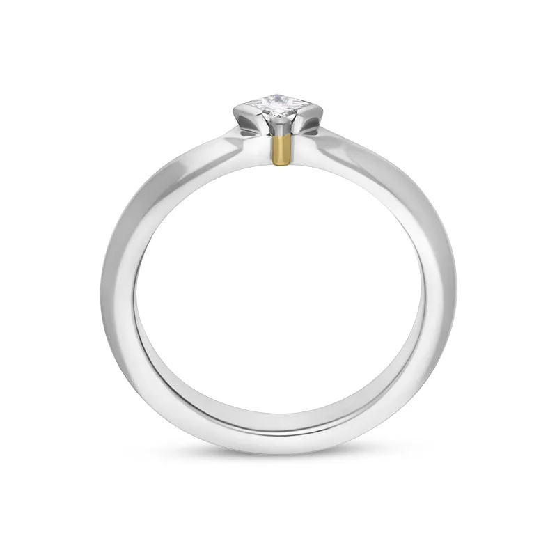 18ct White Gold 0.25ct Diamond Princess Cut Solitaire Ring D