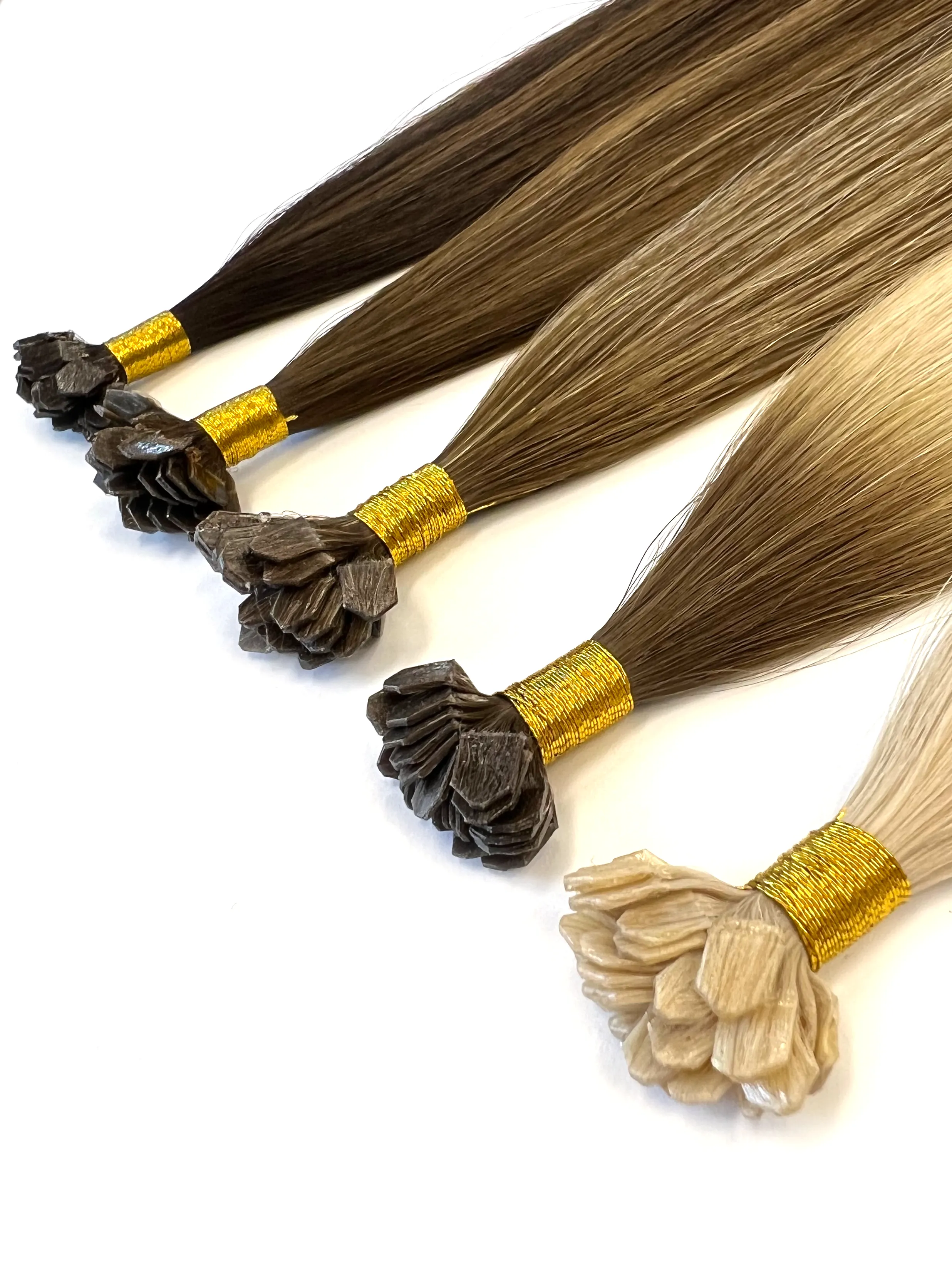 20" Keratin V-tip Hair Extensions (17.5g)