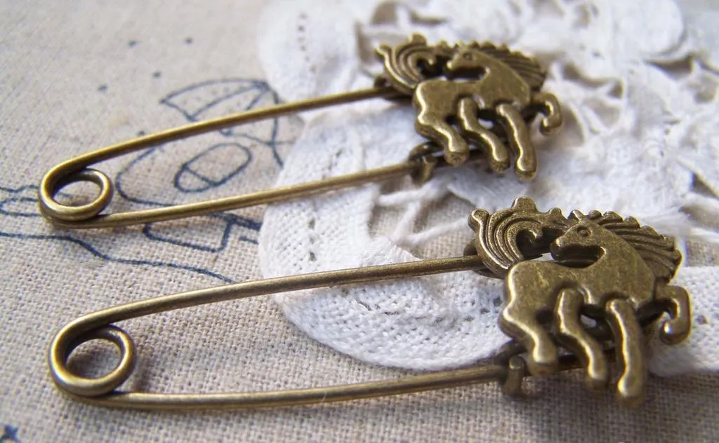 6 pcs Antique Bronze Horse Pony Safety Pins Broochs A2963