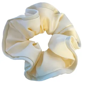 Bow's by Str Anemone Scrunchie Off White