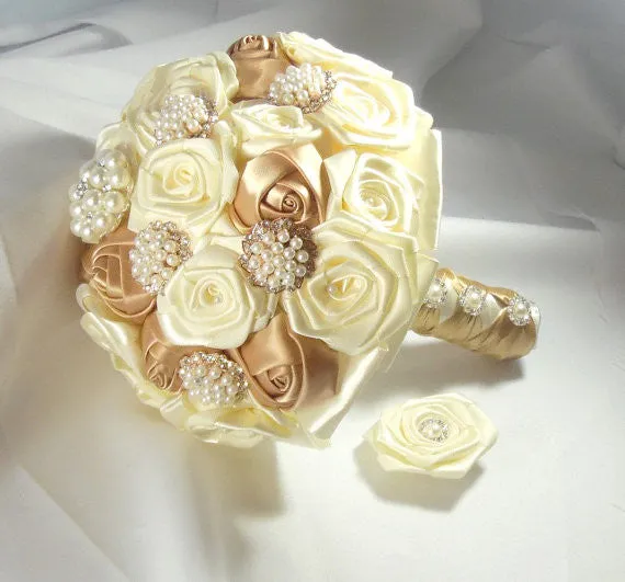 Brooch Pearl Cluster BR-022