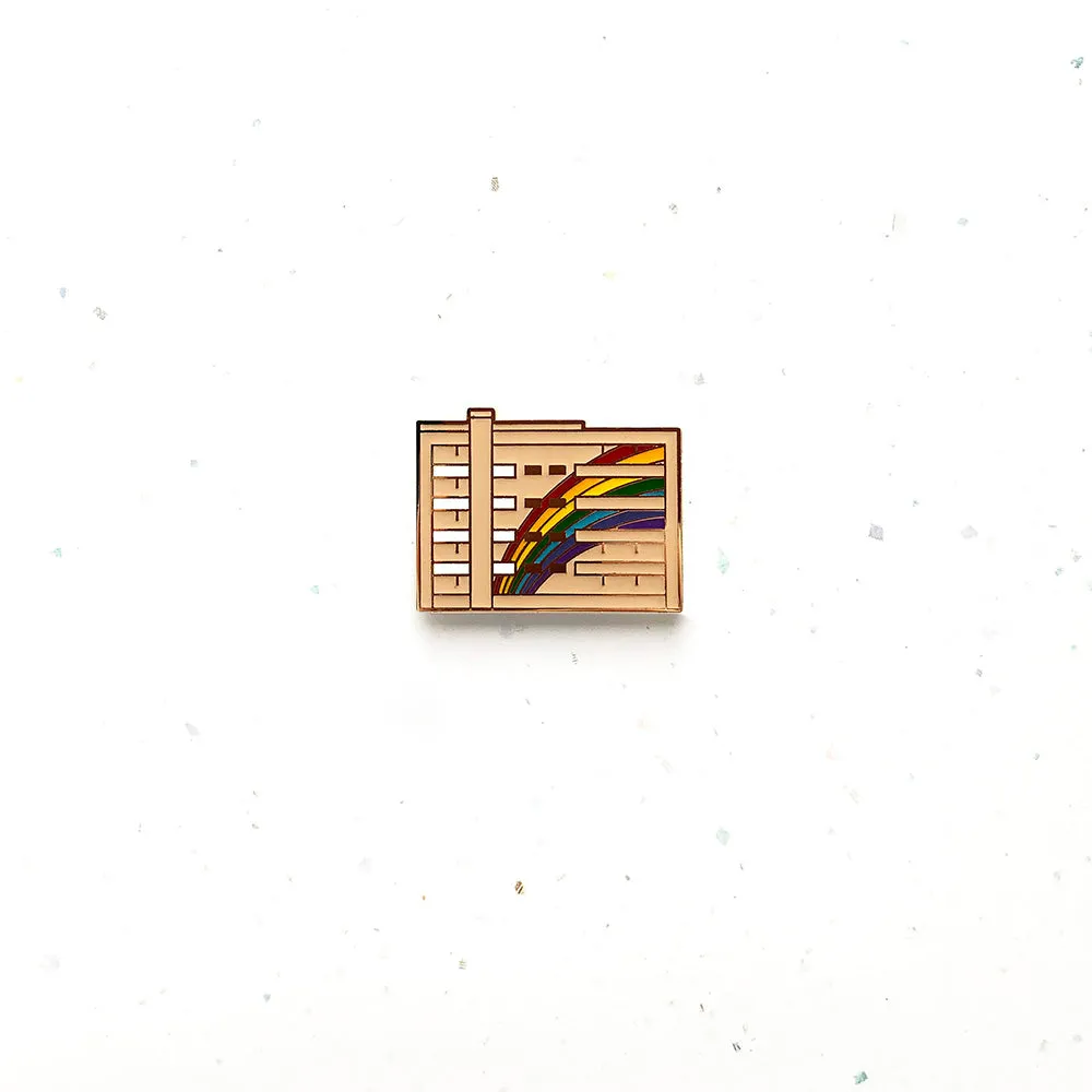 Everyday SG Pin ?C Rainbow HDB