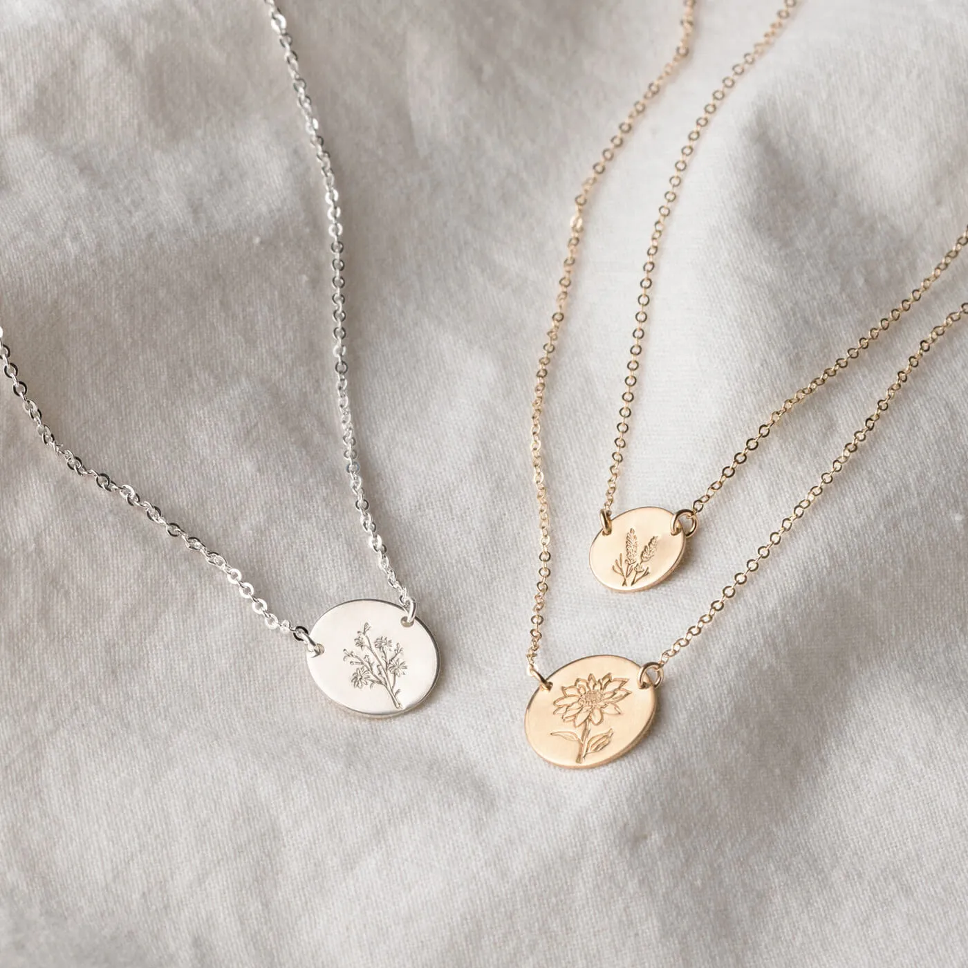 Flora Link Necklace