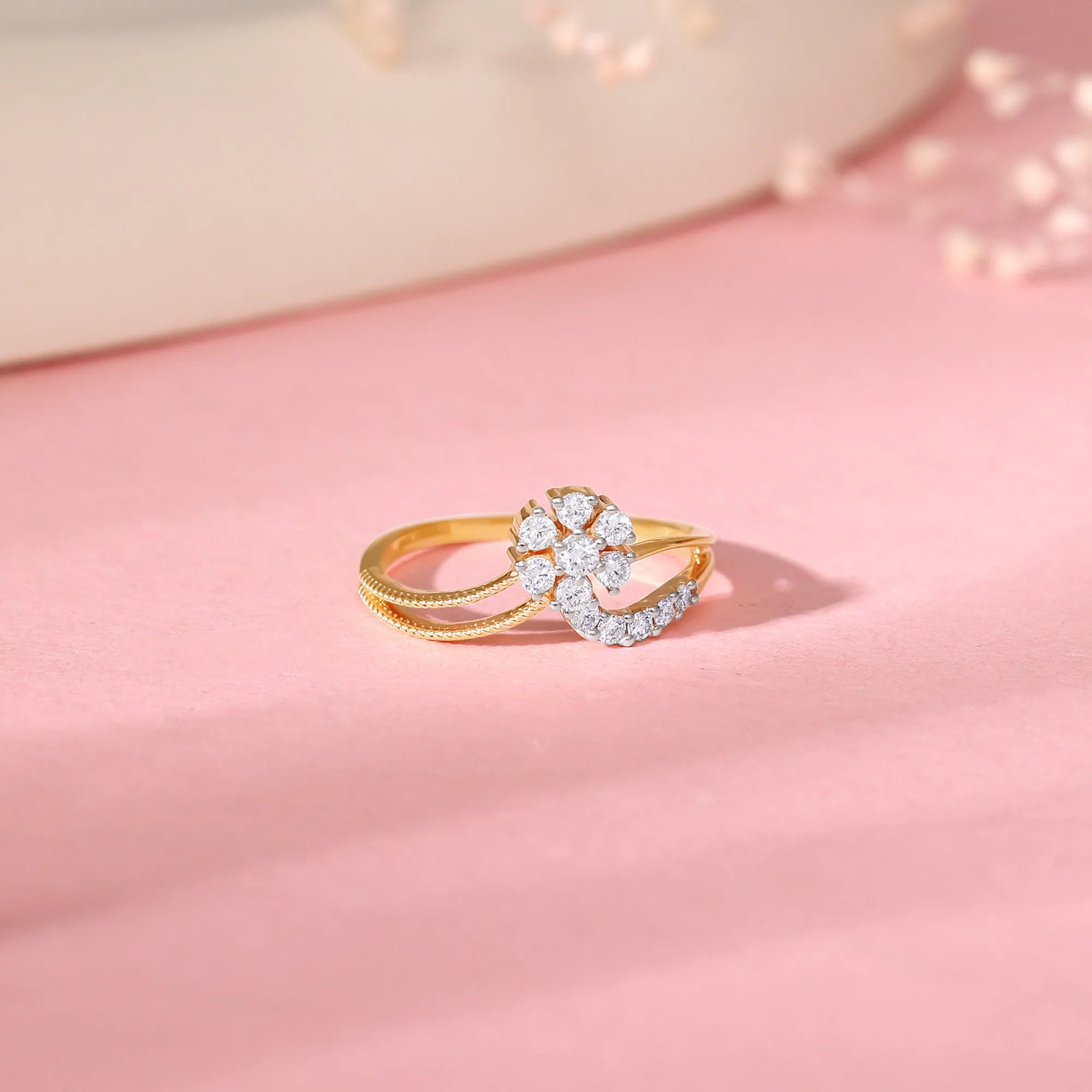Gold Daisy Delight Diamond Ring