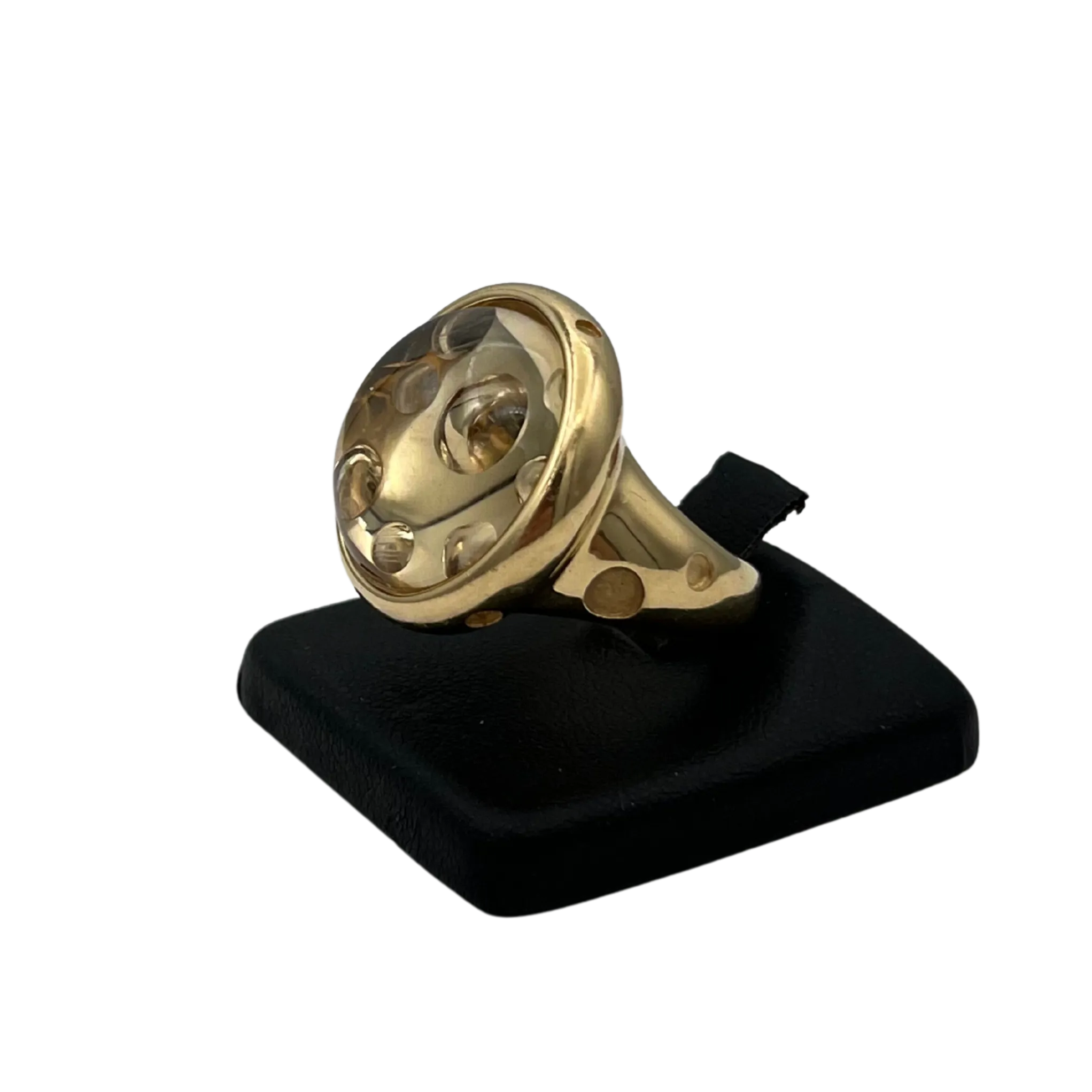 Hand Carved Light yellow Citrine Cabochon in 18k yellow gold