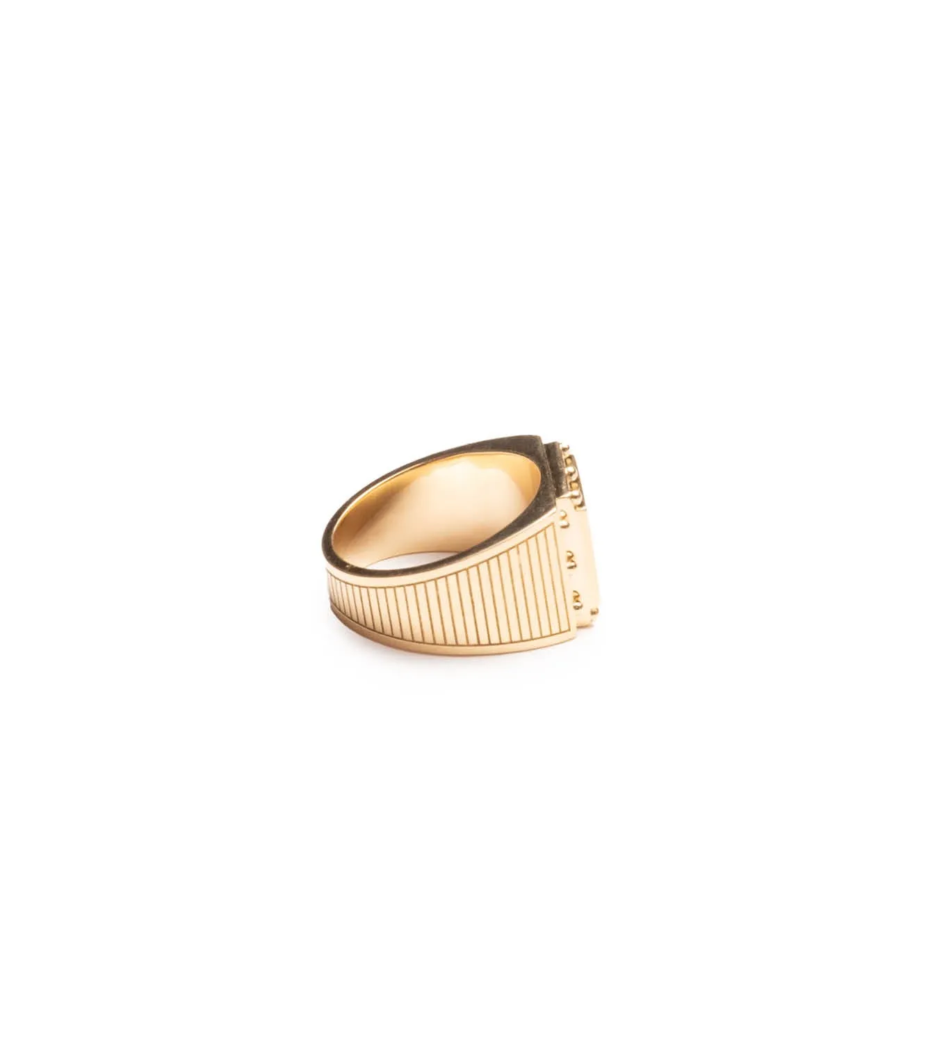 Lovestruck : Engravable Pierced Ring