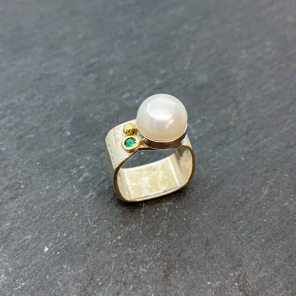 Mab Pearl & Emerald Ring Wide Square Stacking Ring