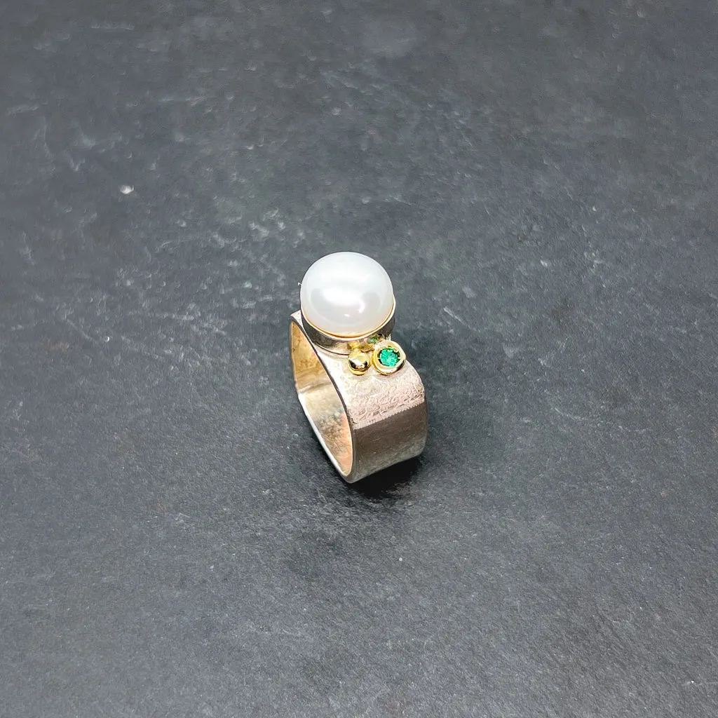 Mab Pearl & Emerald Ring Wide Square Stacking Ring