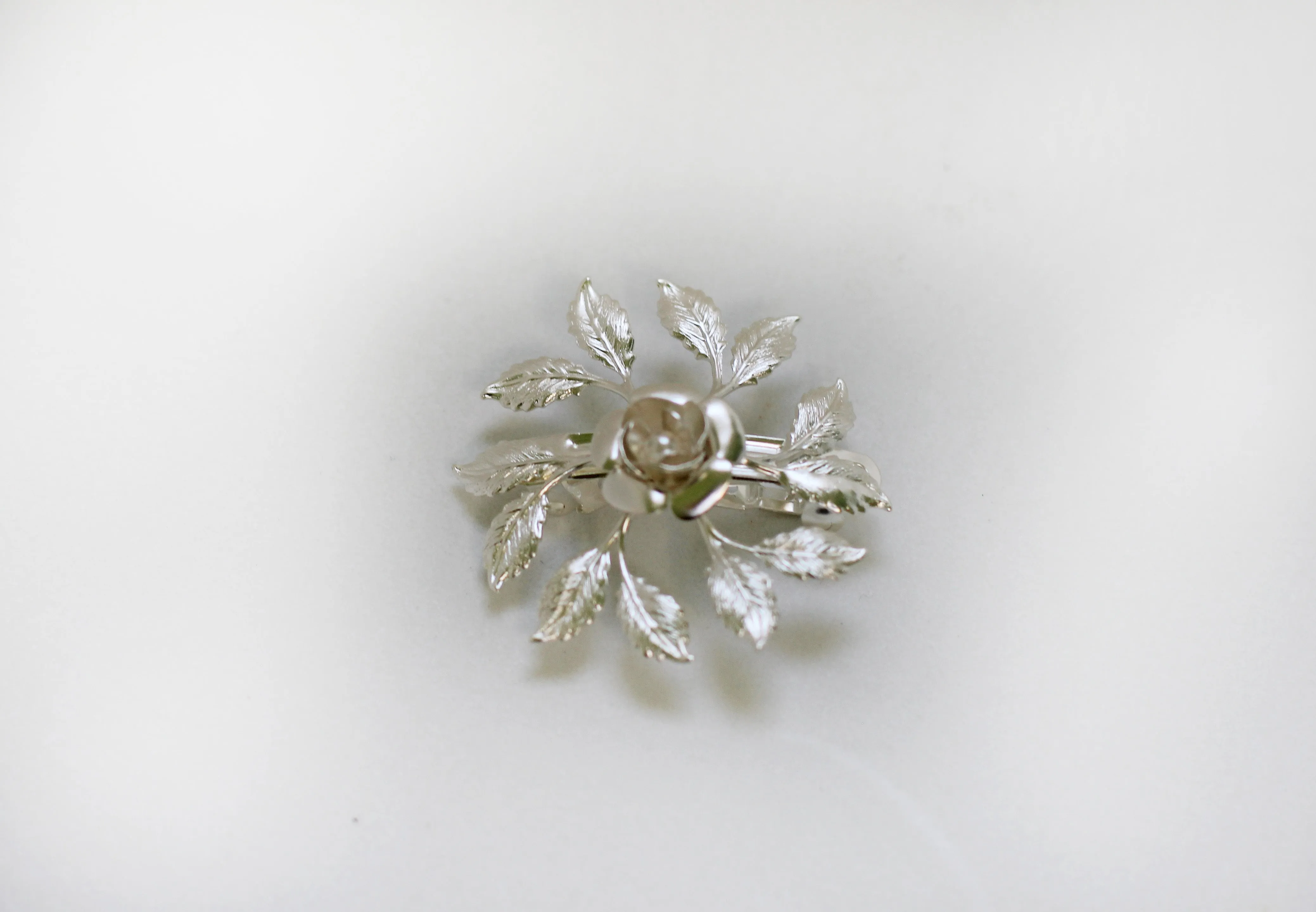 Made to Order* Small Leaf Circle Barrette
