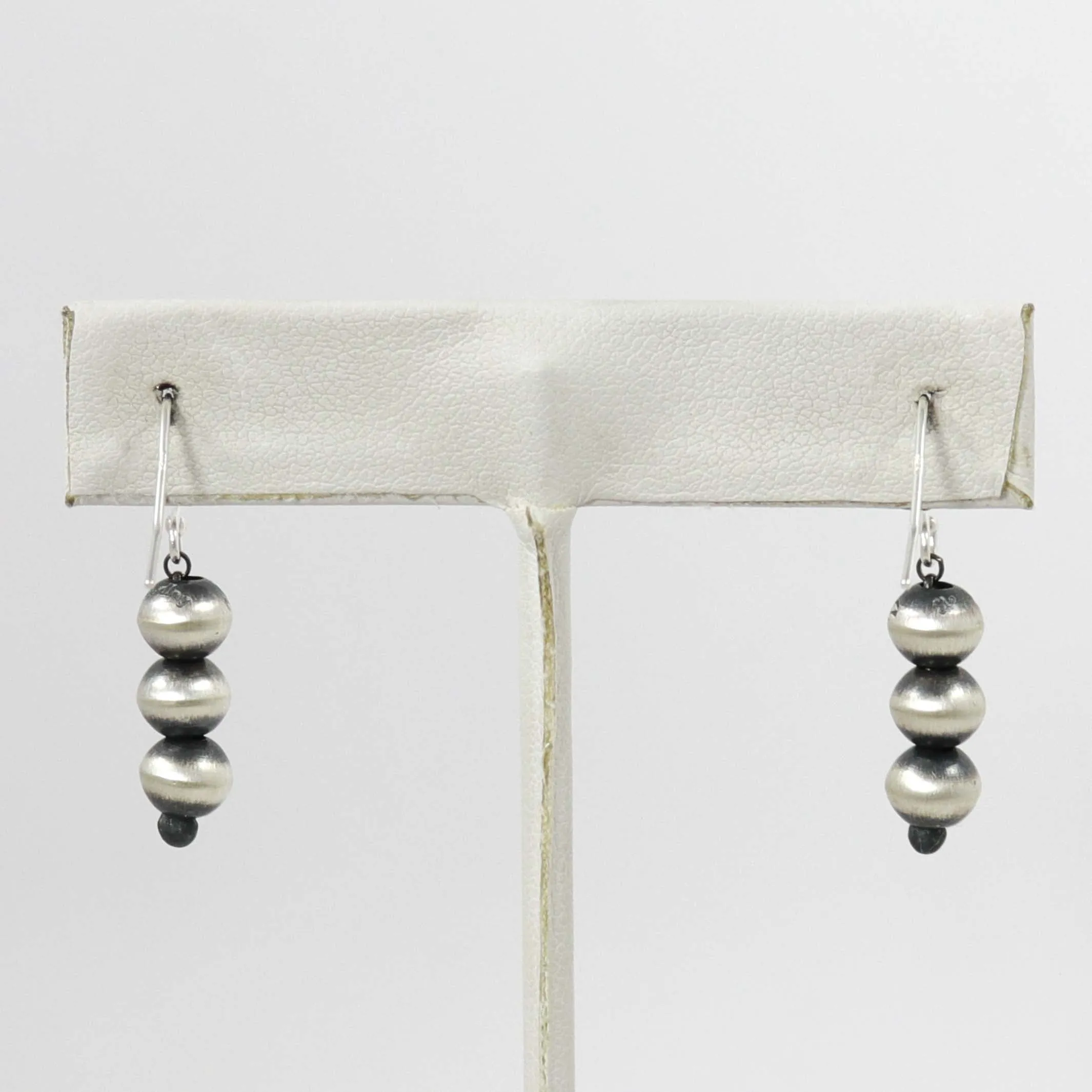 Navajo Pearl Earrings