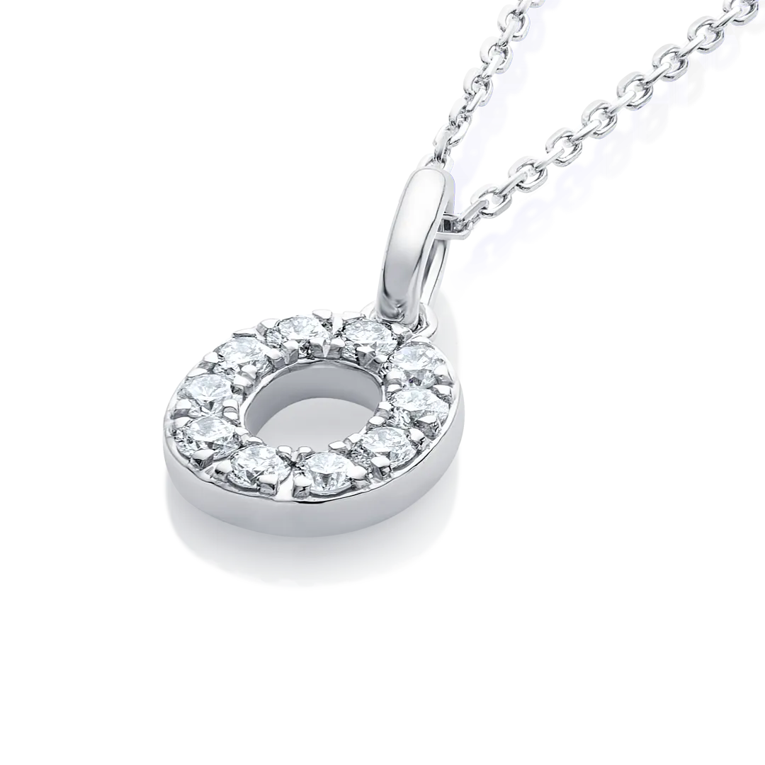 O Letter Pendant White Gold