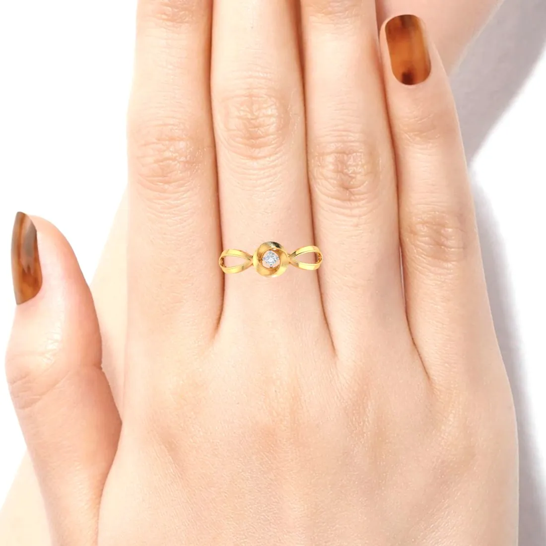 Ribbon Shape Diamond Ring