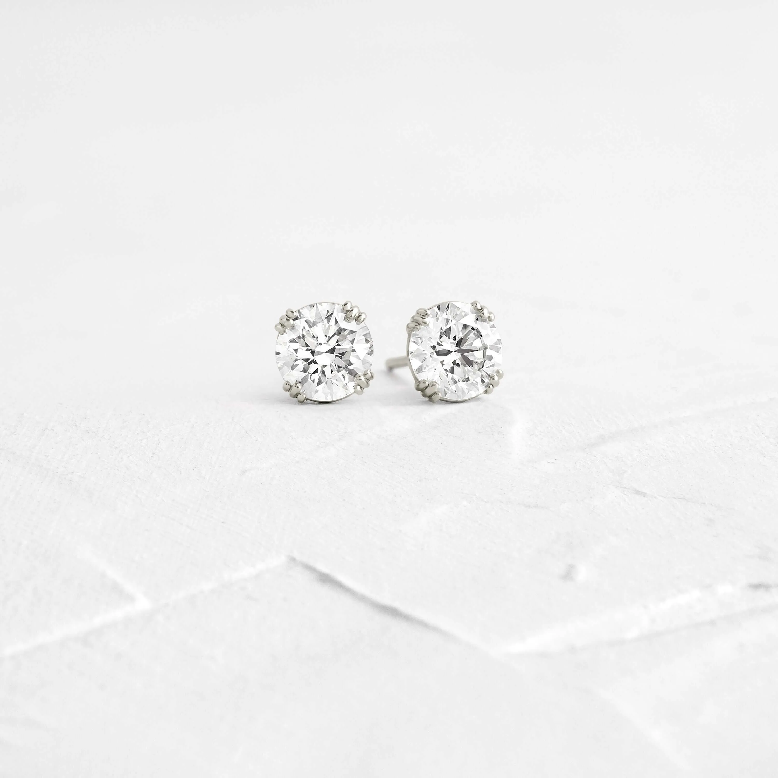 Threaded Studs, Round Cut