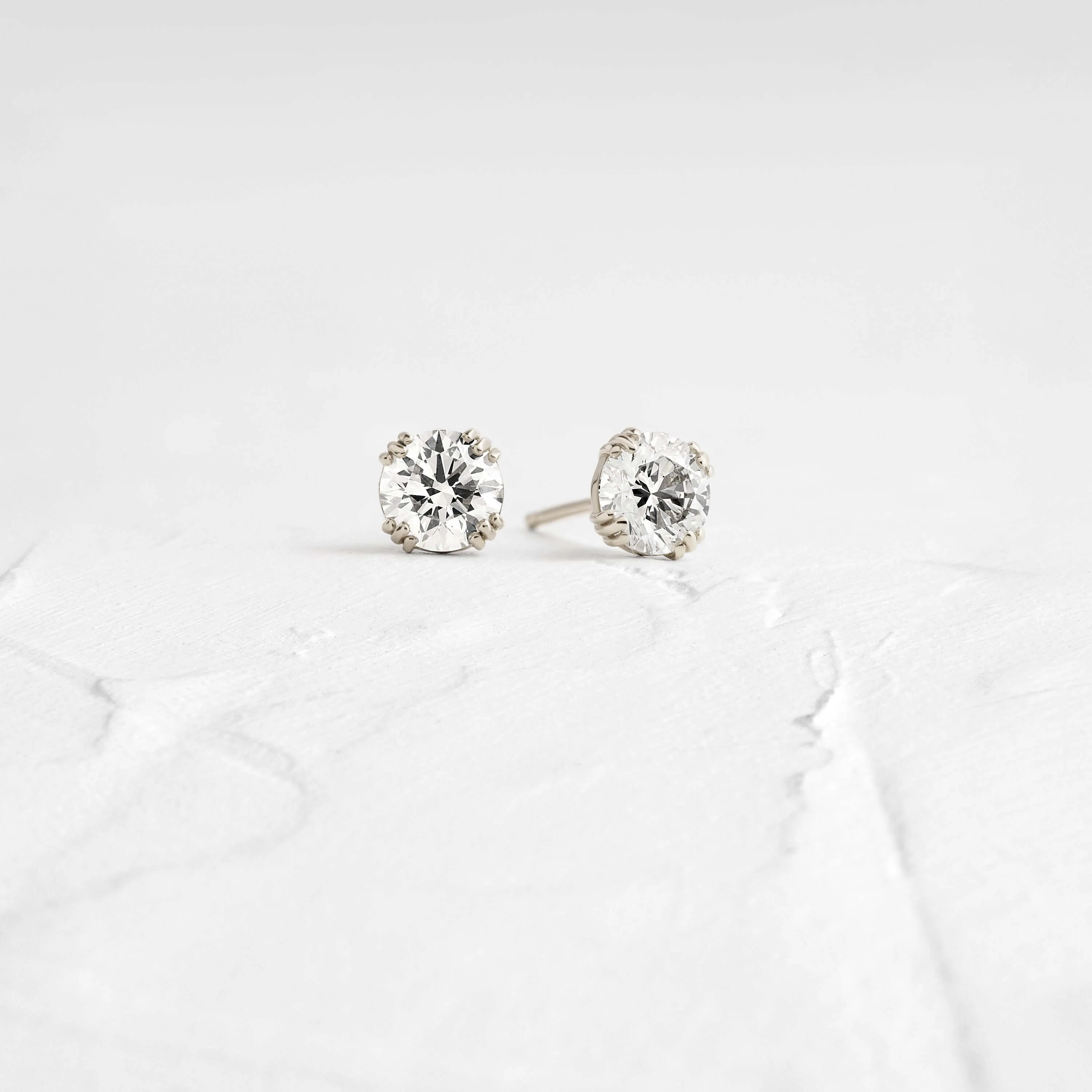 Threaded Studs, Round Cut