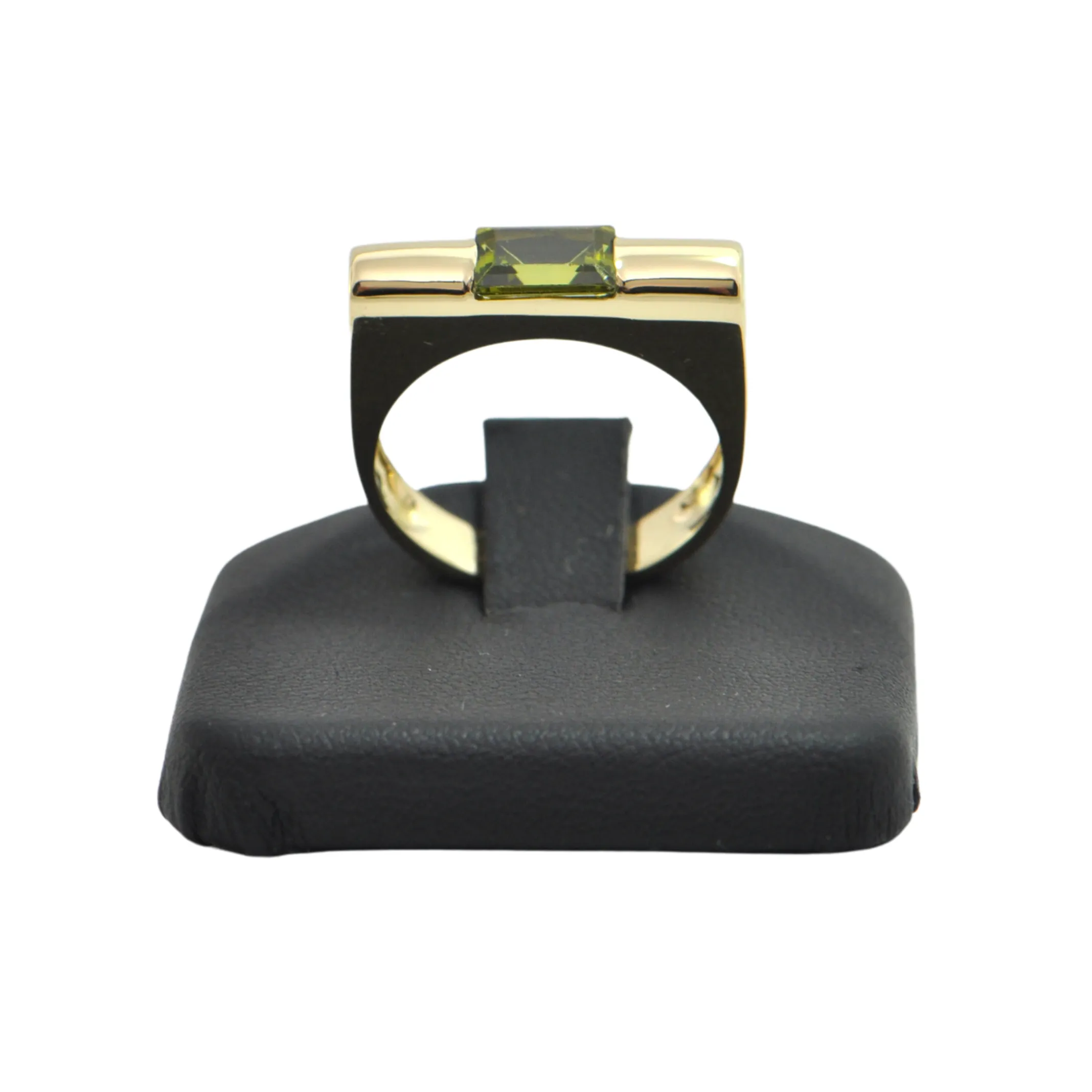 Vintage 18K Yellow Gold Peridot Bar Ring