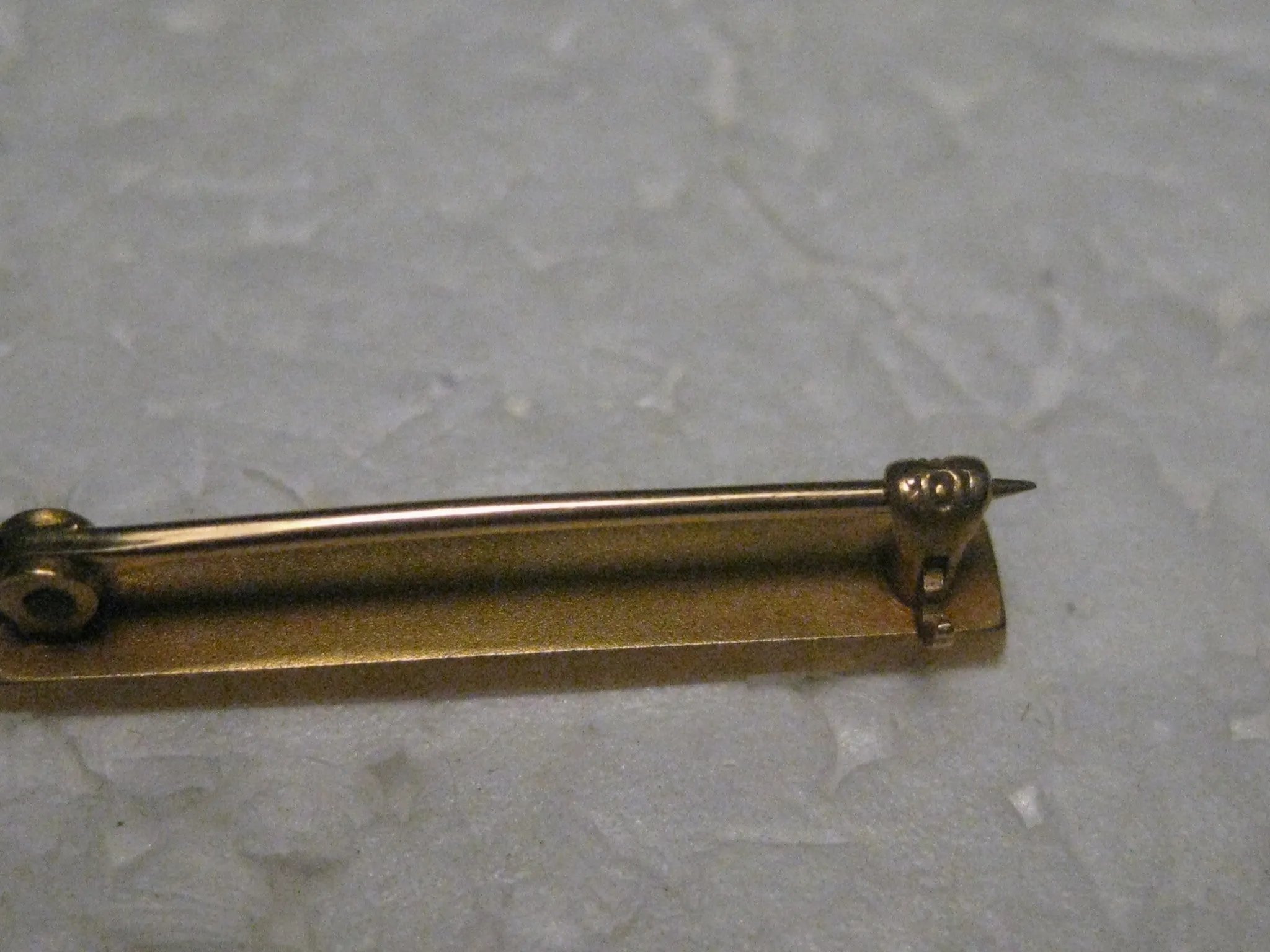 Vintage Pair of 10kt Gold Art Deco Bar Brooches, C-Clasp, 1" long, .78 gr. early 1900's