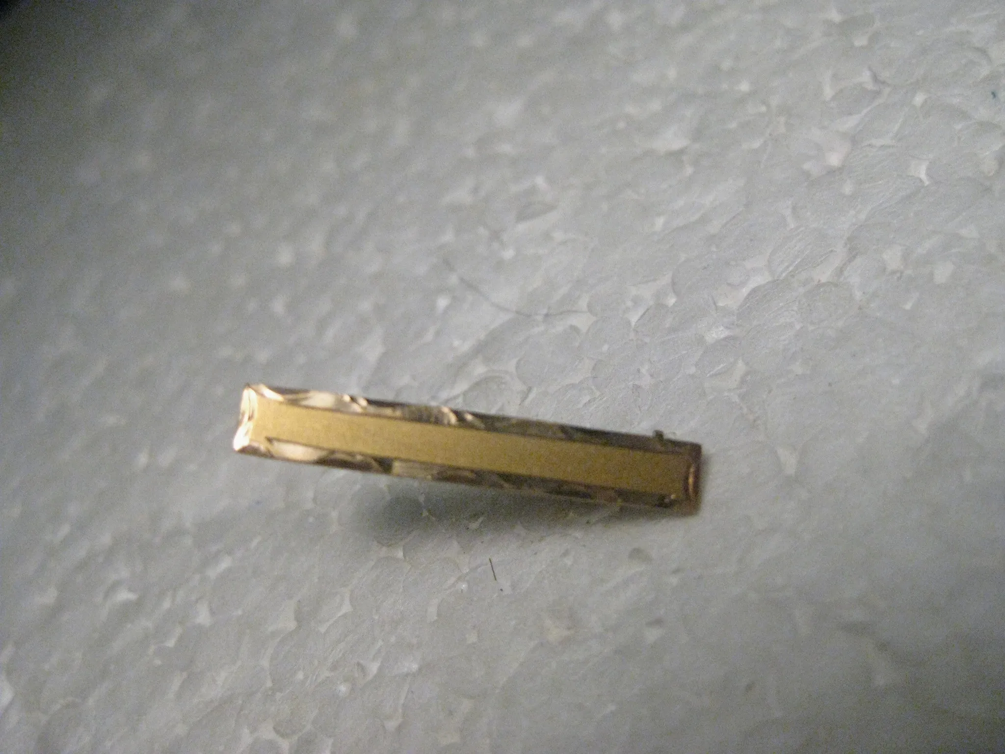 Vintage Pair of 10kt Gold Art Deco Bar Brooches, C-Clasp, 1" long, .78 gr. early 1900's