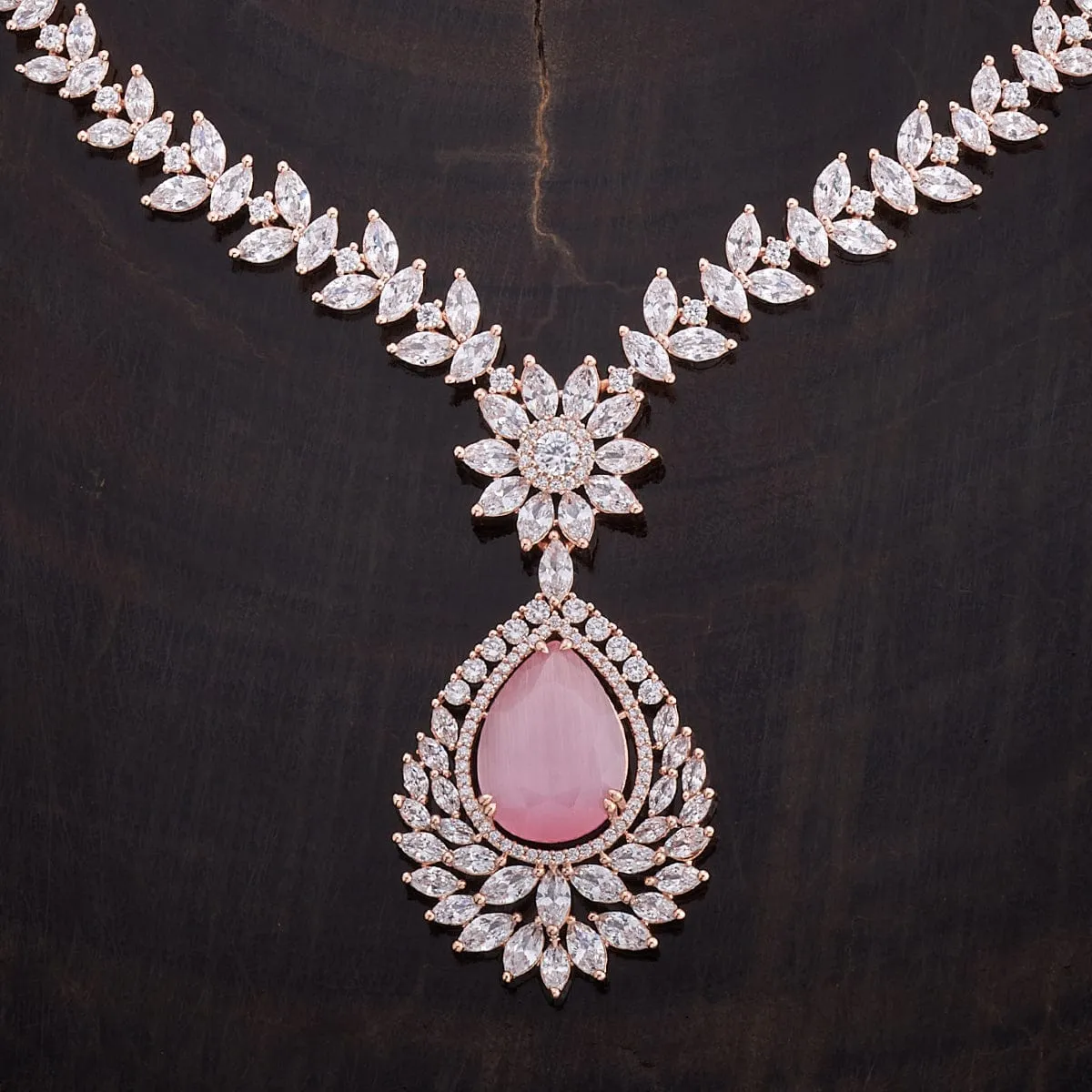 Zircon Necklace 161719