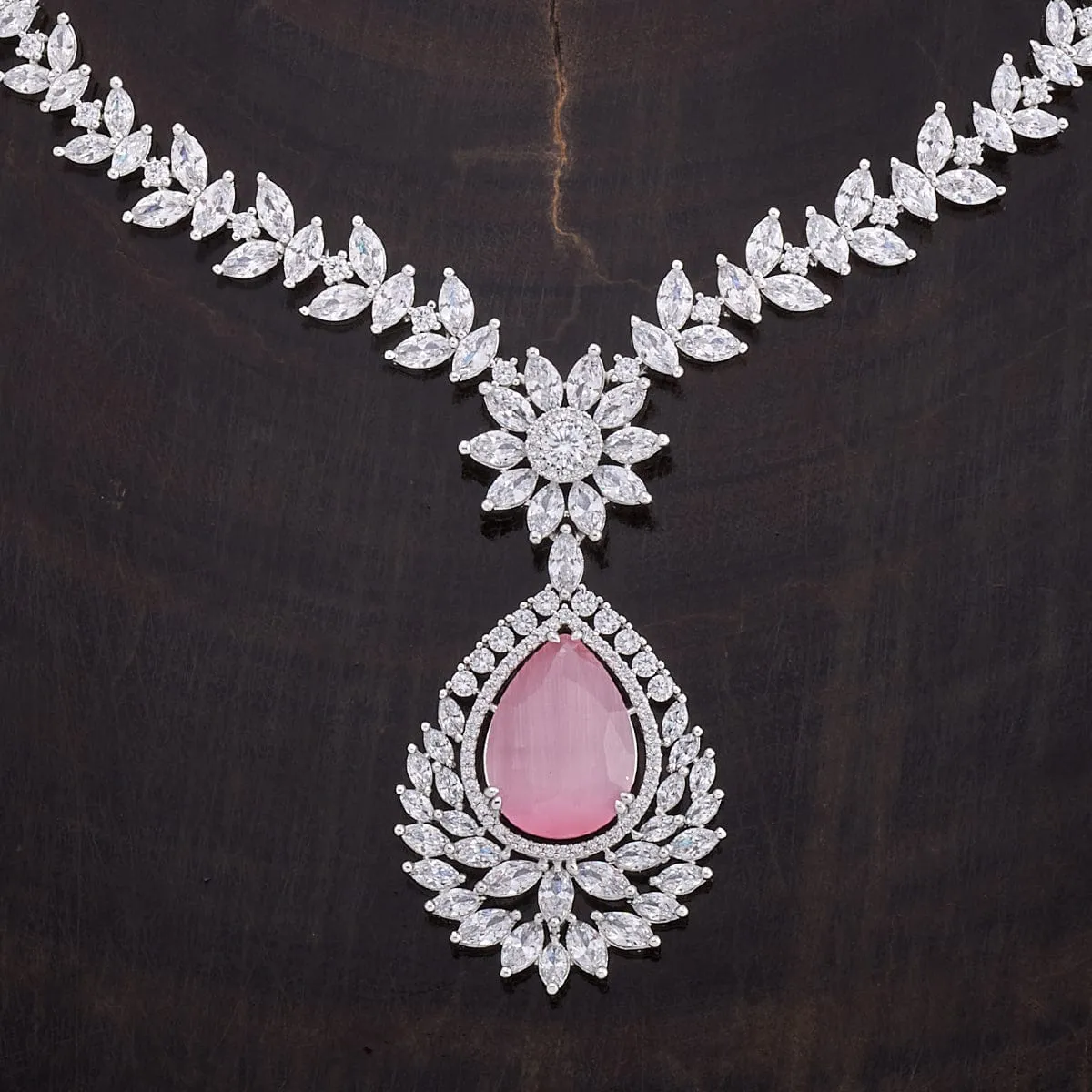 Zircon Necklace 161719