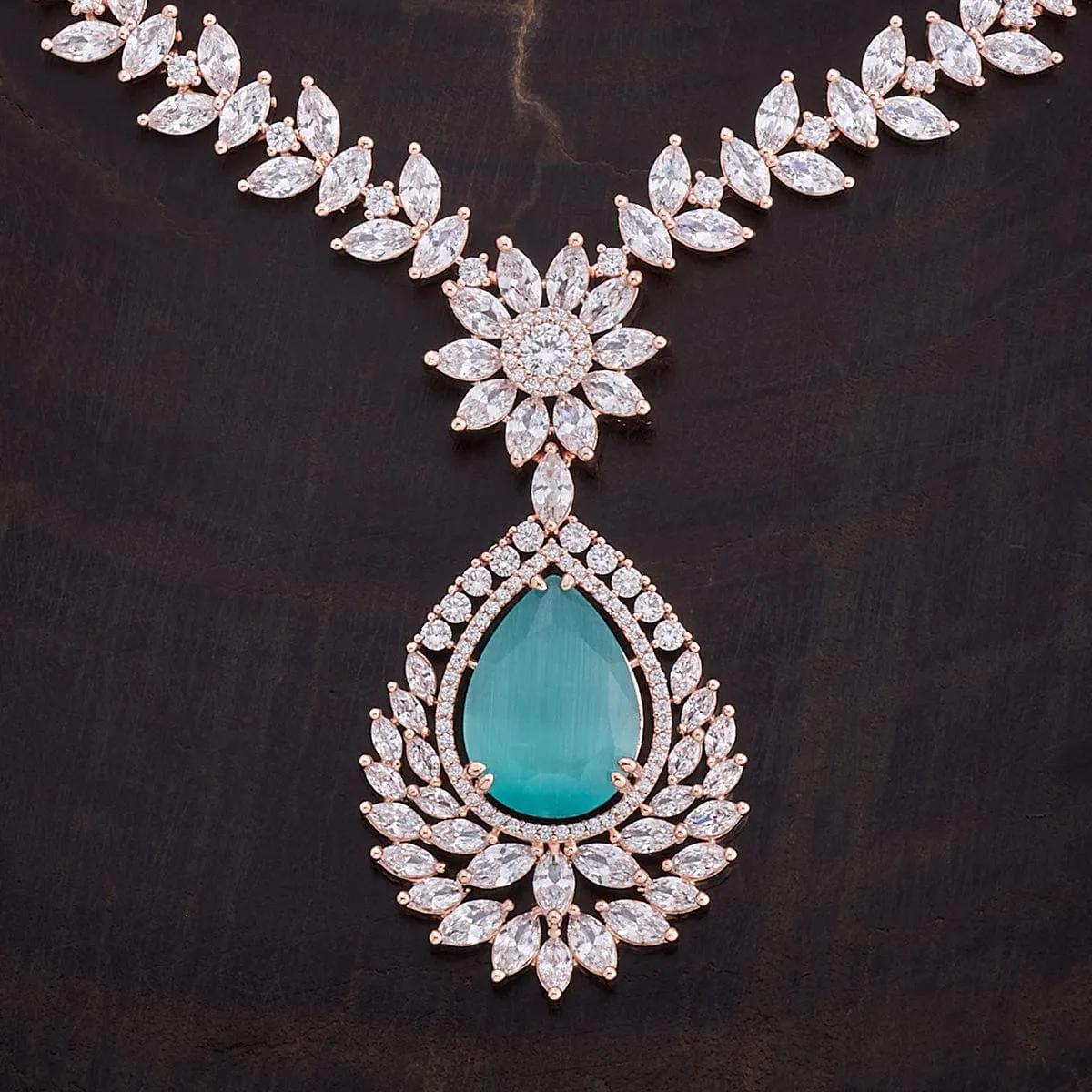 Zircon Necklace 161719
