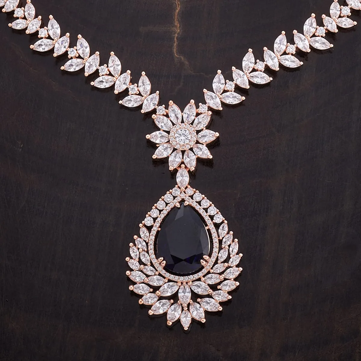 Zircon Necklace 161719