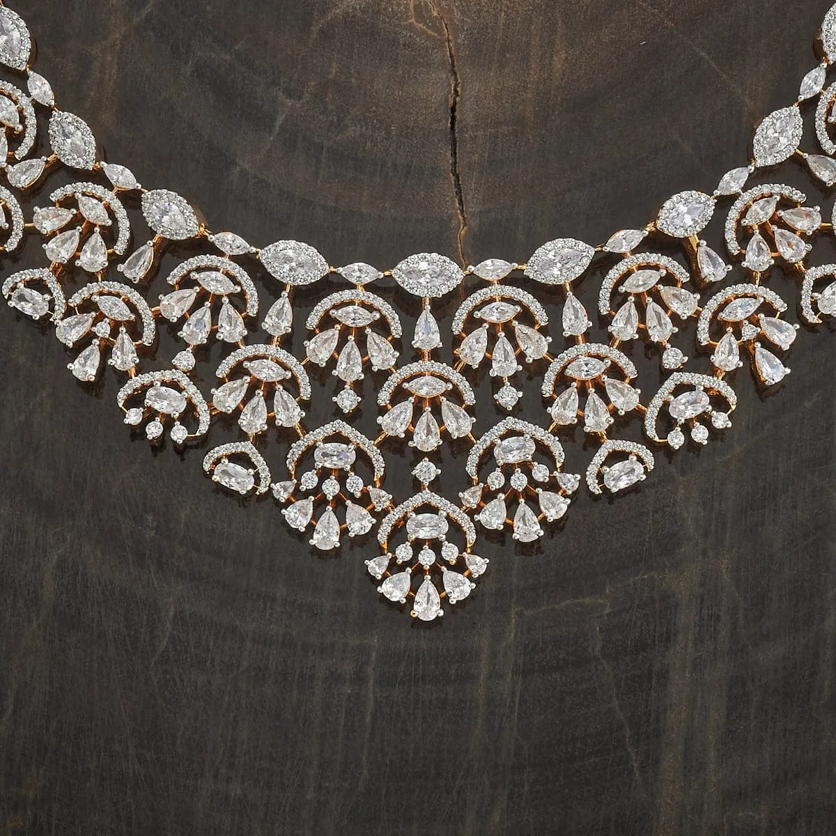Zircon Necklace 182037